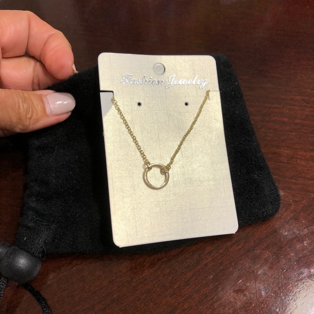 - Fashion jewelry, minimal circle necklace.  New